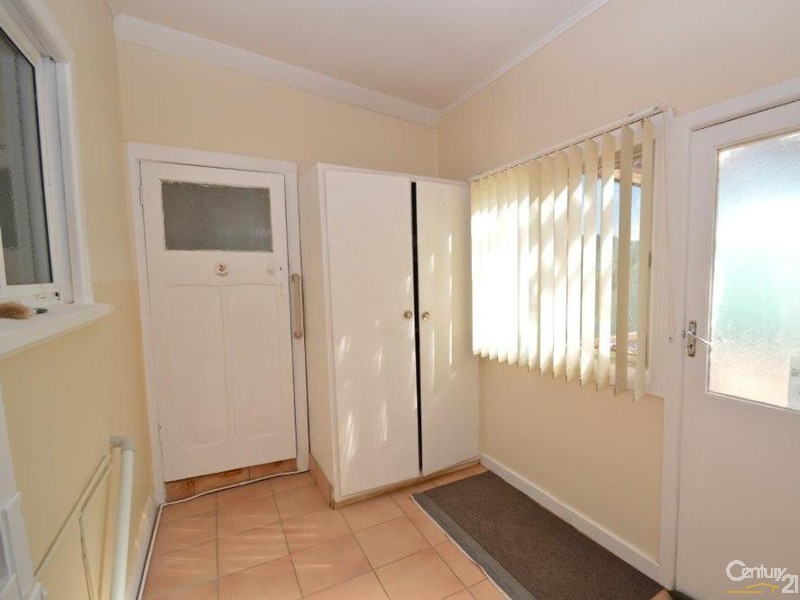 11 Racecourse Road, Broken Hill NSW 2880