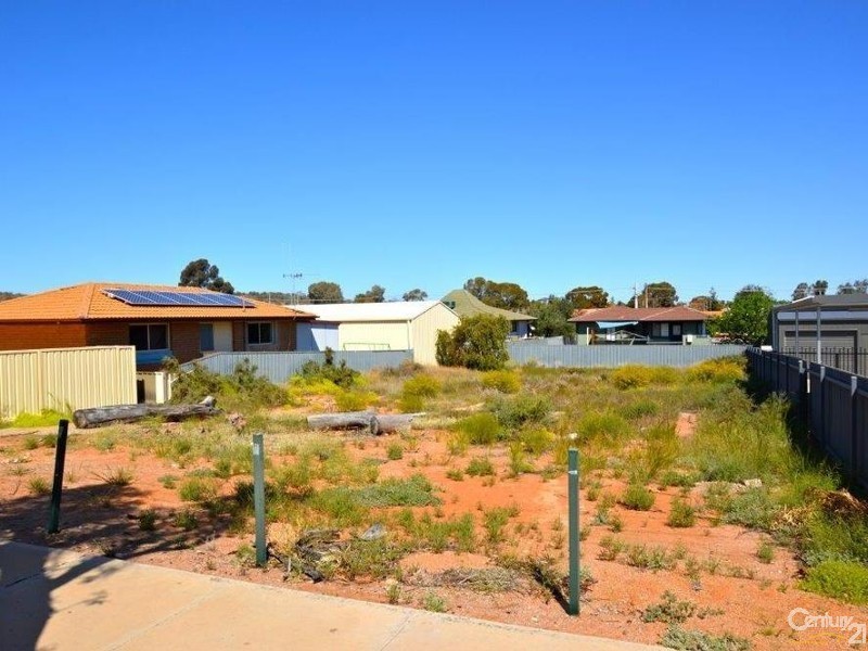 11 Lawton Street, Broken Hill NSW 2880