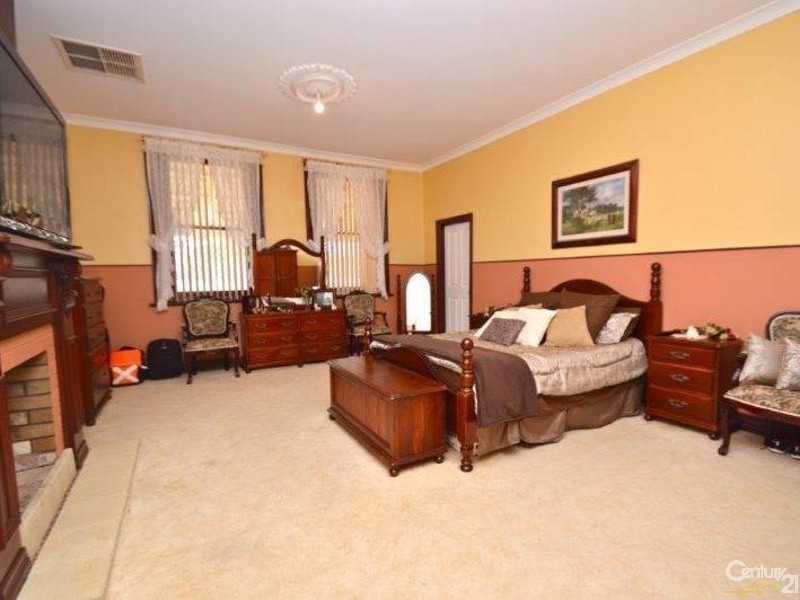 213 Mercury Street, Broken Hill NSW 2880