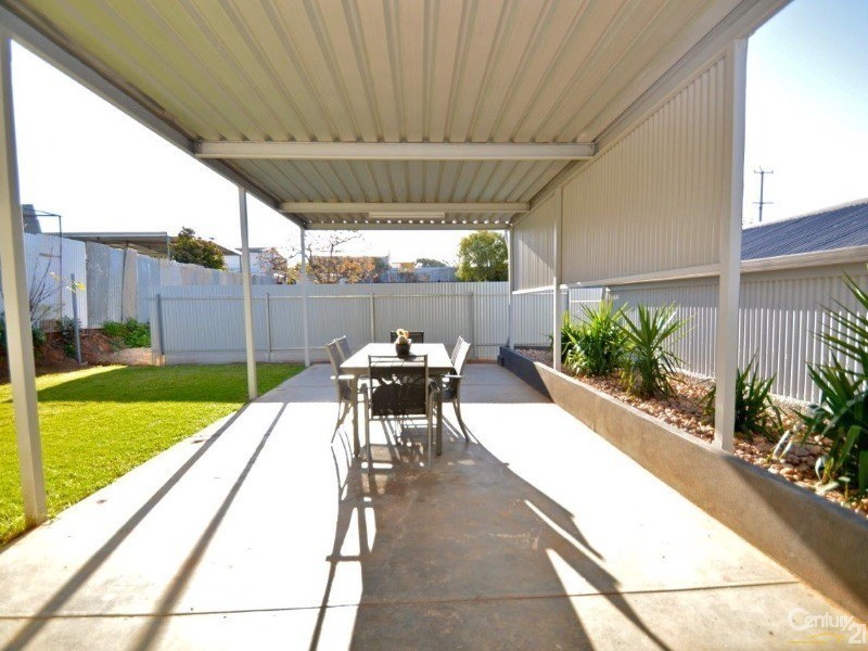 102 Cummins Street, Broken Hill NSW 2880