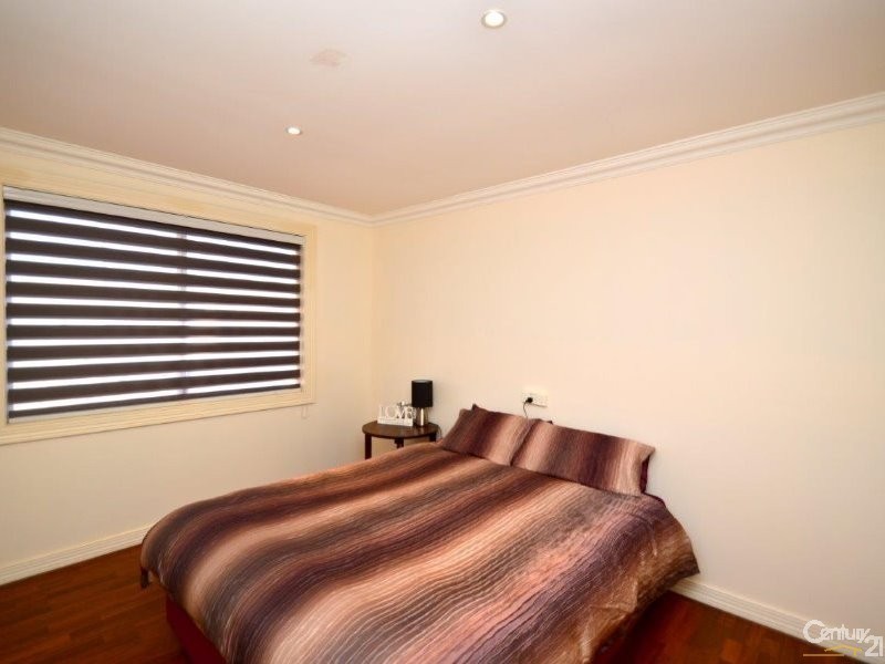 17 Racecourse Road, Broken Hill NSW 2880