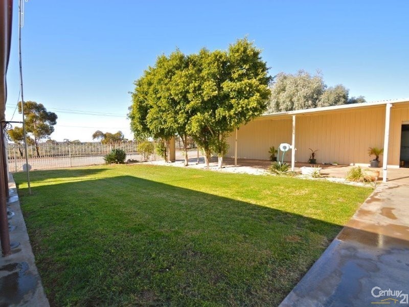 17 Racecourse Road, Broken Hill NSW 2880