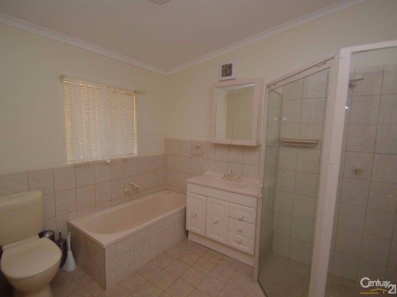 43 Yartla Street, Menindee NSW 2879