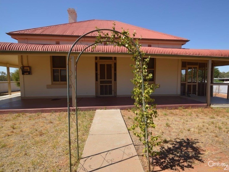 43 Yartla Street, Menindee NSW 2879