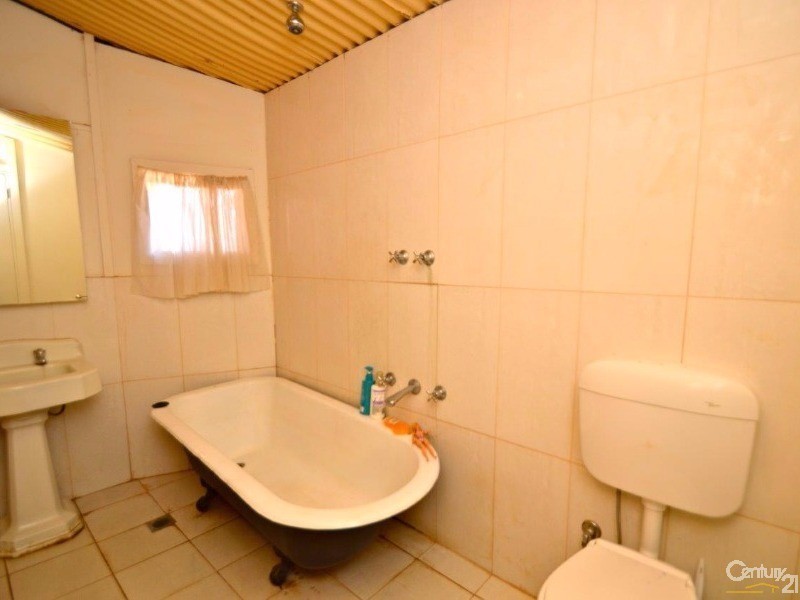 80 Gaffney Lane, Broken Hill NSW 2880