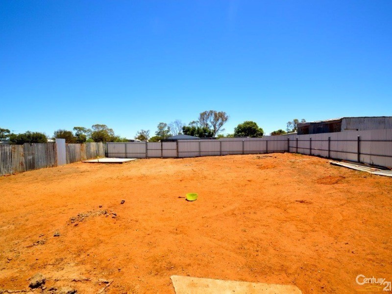 80 Gaffney Lane, Broken Hill NSW 2880
