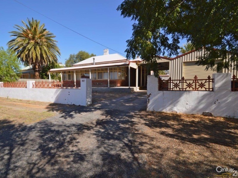 367 Chloride Street, Broken Hill NSW 2880