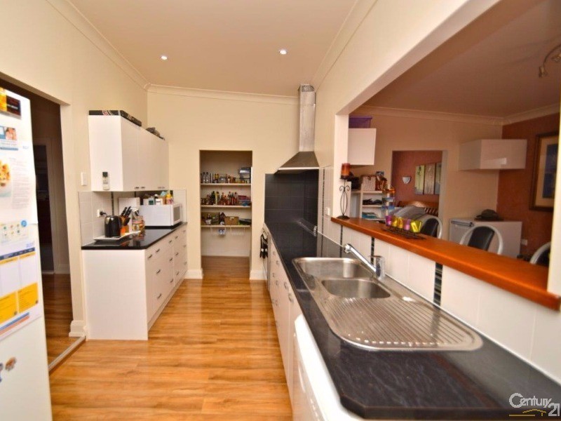 220 Wilson Street, Broken Hill NSW 2880