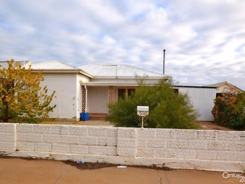 590 Fisher Street, Broken Hill NSW 2880