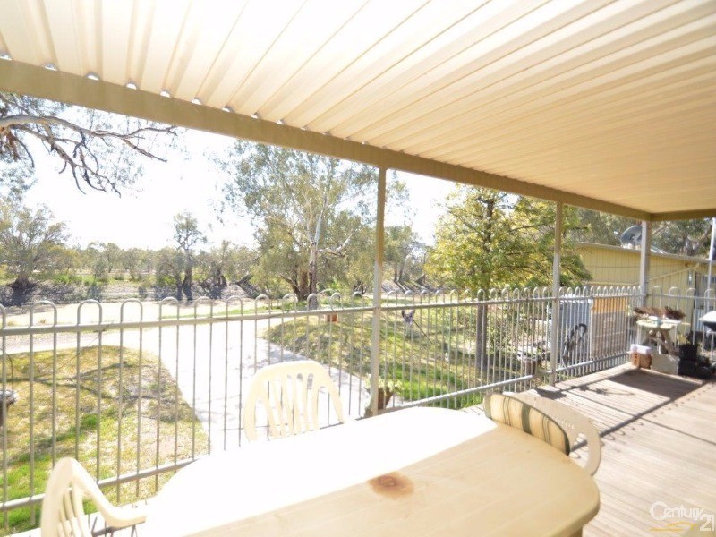 39 Wilcannia -Menindee Road, Menindee NSW 2879