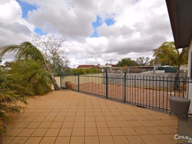 145 Piper Street, Broken Hill NSW 2880