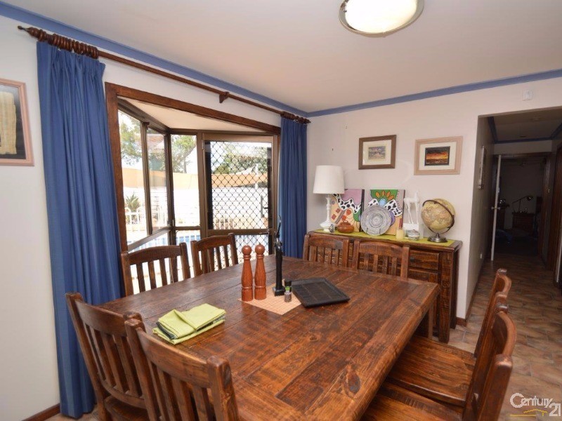 231 Hall Street, Broken Hill NSW 2880