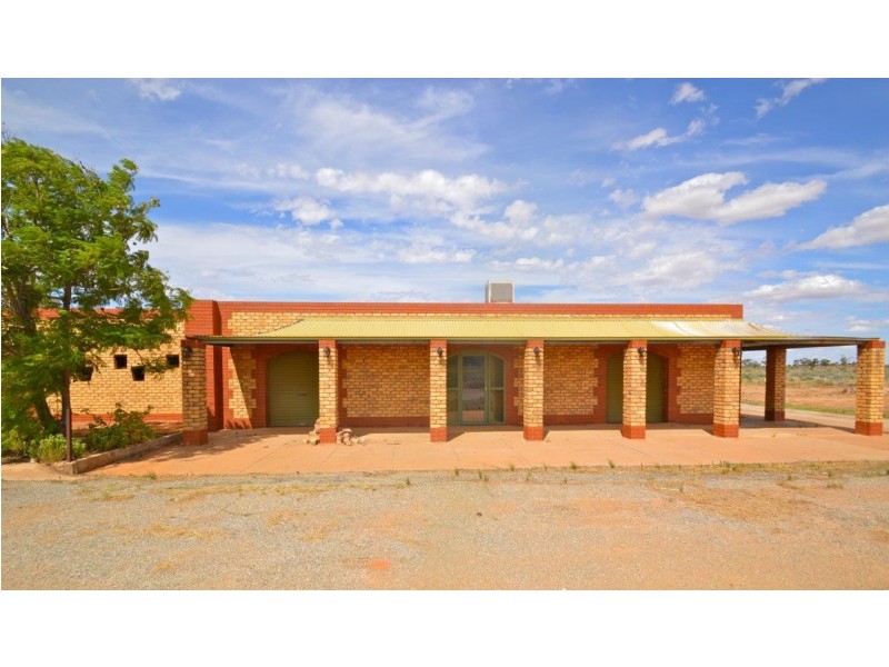 44 Racecourse Road, Broken Hill NSW 2880