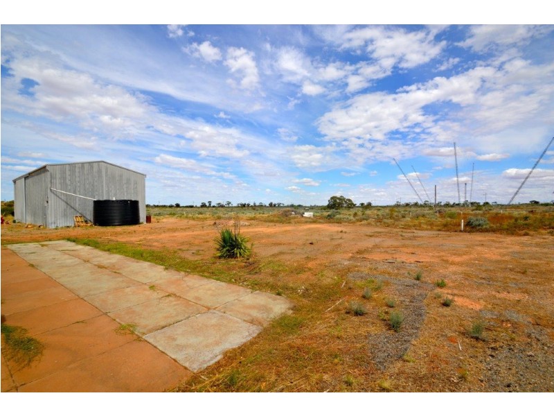 44 Racecourse Road, Broken Hill NSW 2880