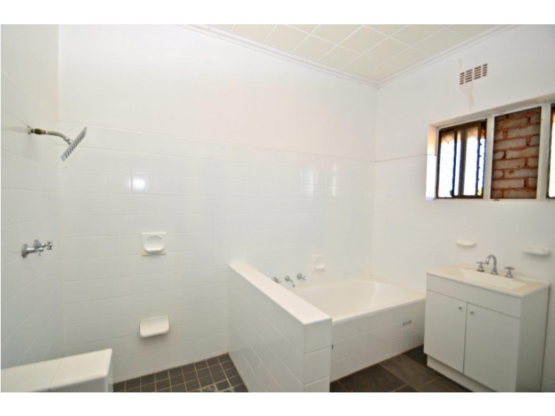 60 – 62  Wills Street, Broken Hill NSW 2880