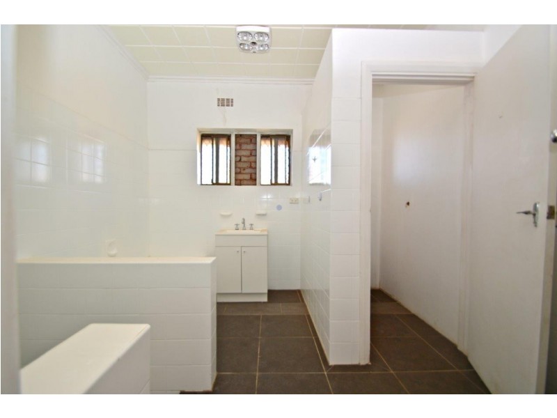 60 – 62  Wills Street, Broken Hill NSW 2880