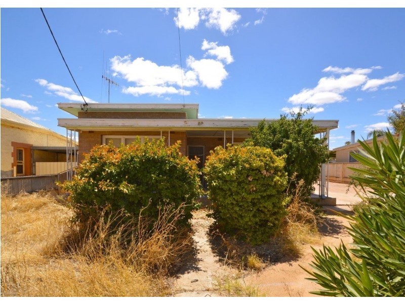82 Ryan Street, Broken Hill NSW 2880
