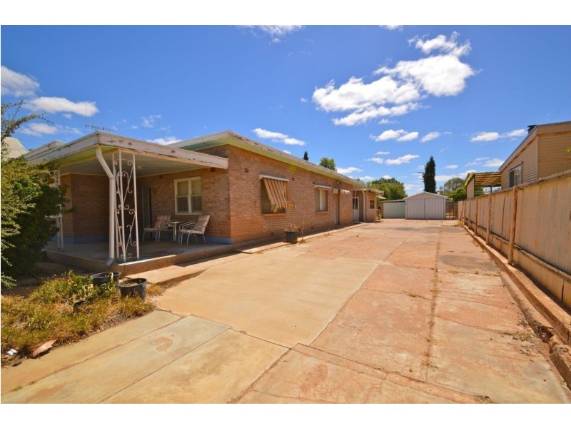 82 Ryan Street, Broken Hill NSW 2880