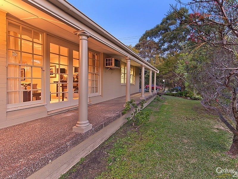 2a Holly Street, Castle Cove NSW 2069