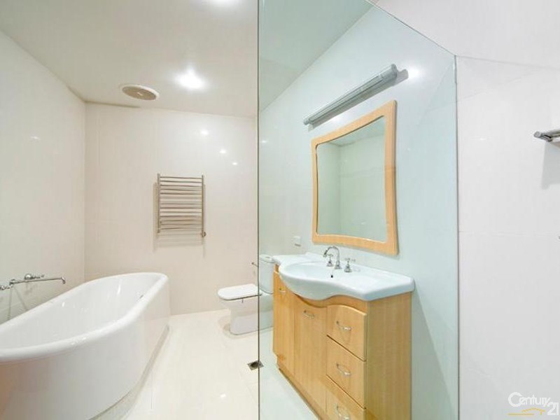 19 Valerie Avenue, Chatswood West NSW 2067