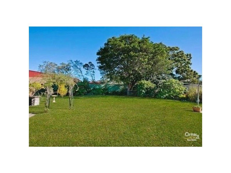 4 COOLABAH CRESCENT, Forestville NSW 2087