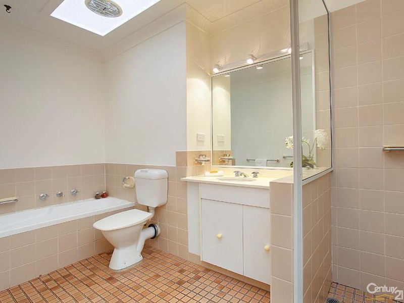 11/10 Tuckwell Place, Macquarie Park NSW 2113