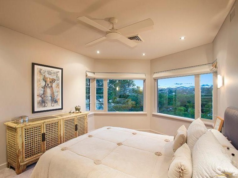 61 The Bulwark, Castlecrag NSW 2068