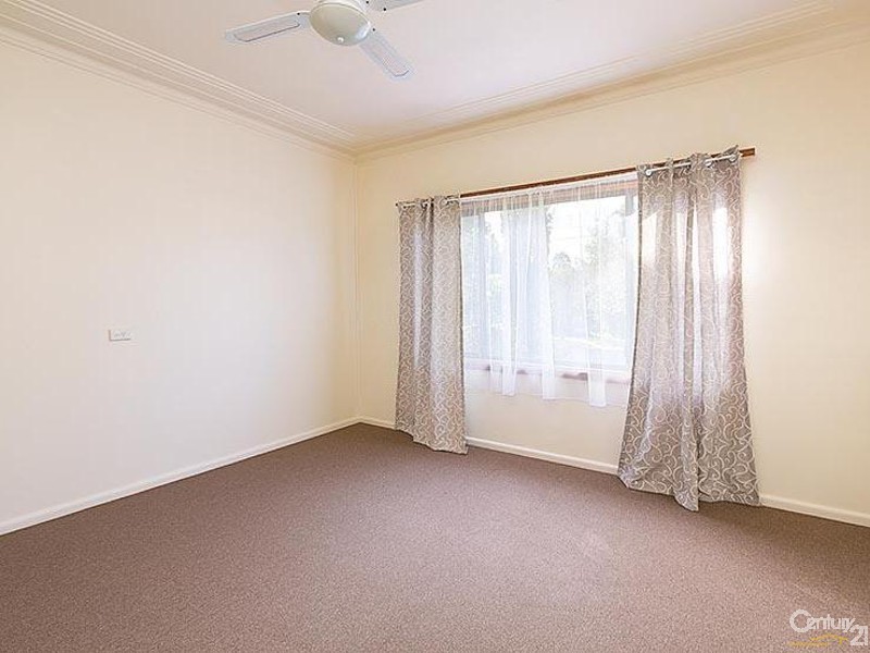 4 Coolabah Crescent, Forestville NSW 2087