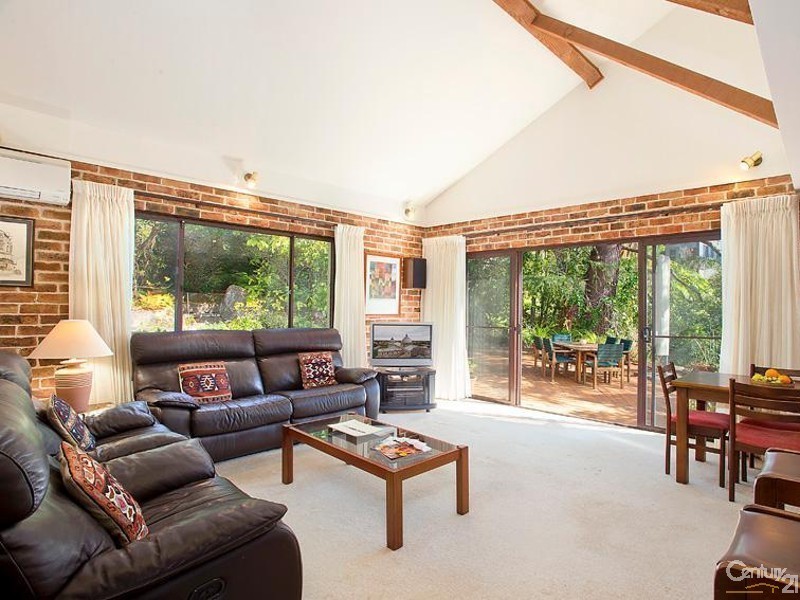 25 Allard Avenue, Roseville Chase NSW 2069