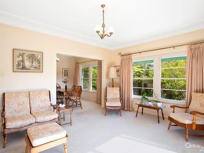 25 Allard Avenue, Roseville Chase NSW 2069