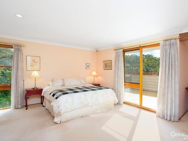 25 Allard Avenue, Roseville Chase NSW 2069