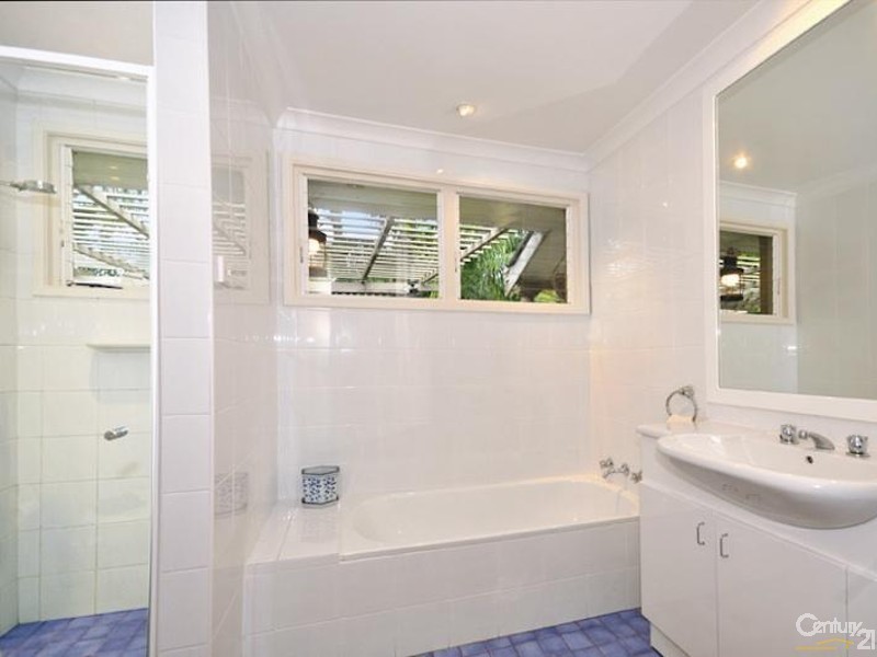 2A Holly Street, Castle Cove NSW 2069