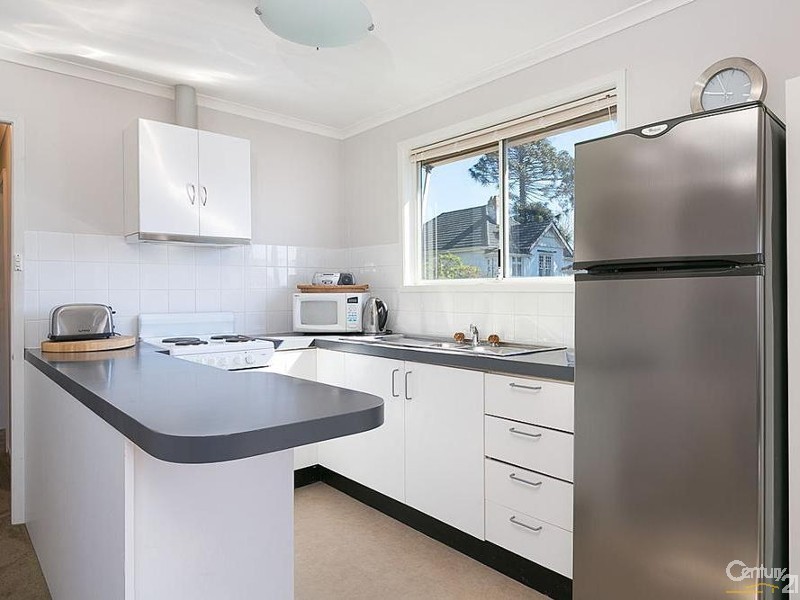 2/11 Cevu Avenue, Willoughby NSW 2068