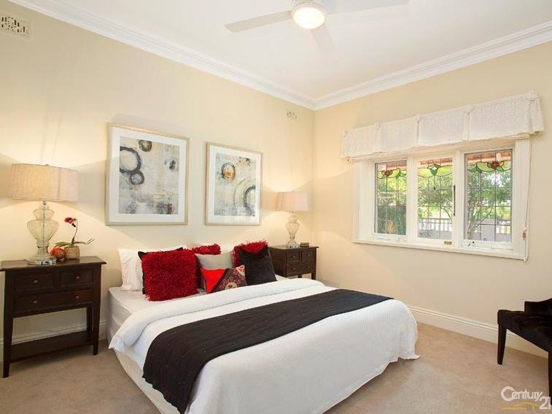 12 Edinburgh Road, Willoughby NSW 2068