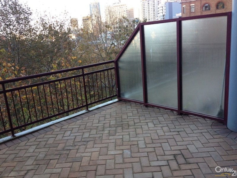 2/168-172 Goulburn Street, Surry Hills NSW 2010