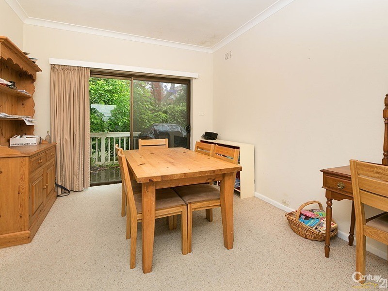 30 Warrane Road, Roseville Chase NSW 2069