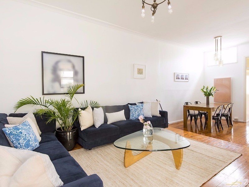 8 Crabbes Avenue, Willoughby NSW 2068