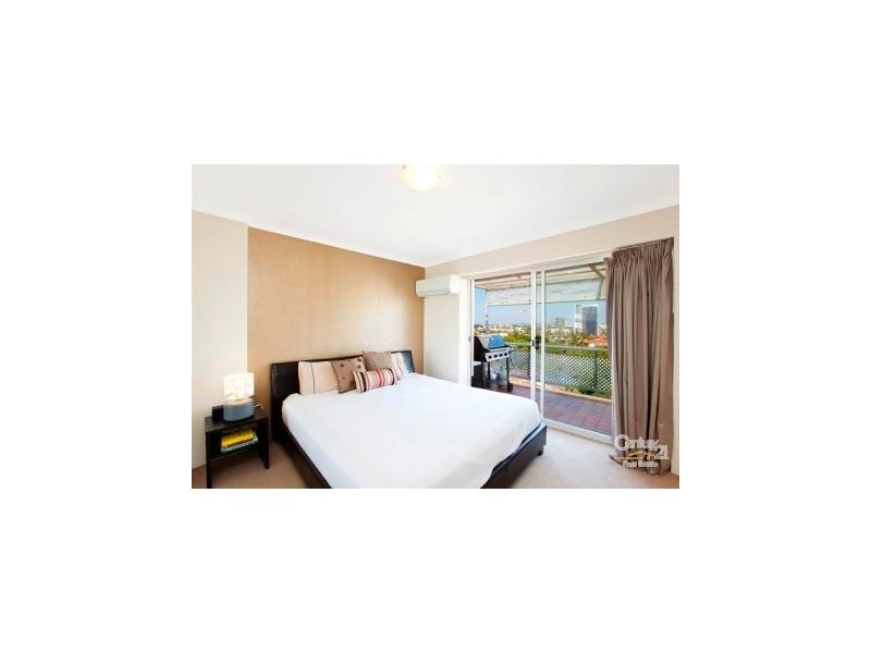 801/1-7 Gloucester Place, Kensington NSW 2033