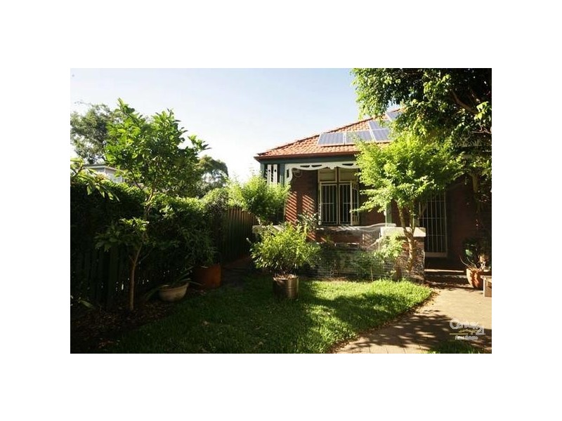 8 Lynch Avenue, Queens Park NSW 2022
