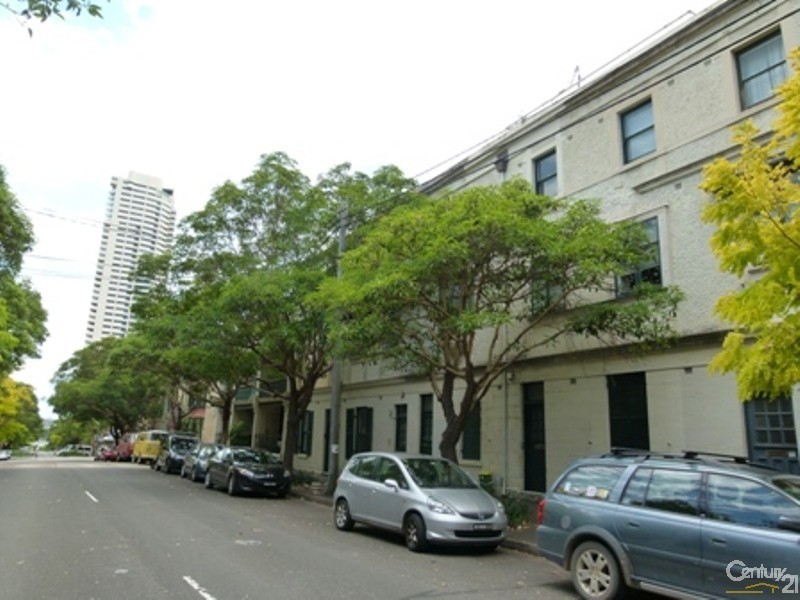 2/242 Forbes Street, Darlinghurst NSW 2010