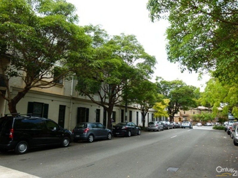 2/242 Forbes Street, Darlinghurst NSW 2010