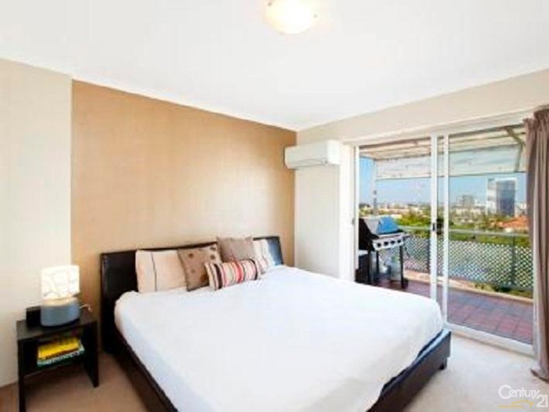 801/1-7 Gloucester Place, Kensington NSW 2033