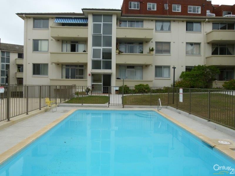 32/15 Wallis Parade, North Bondi NSW 2026