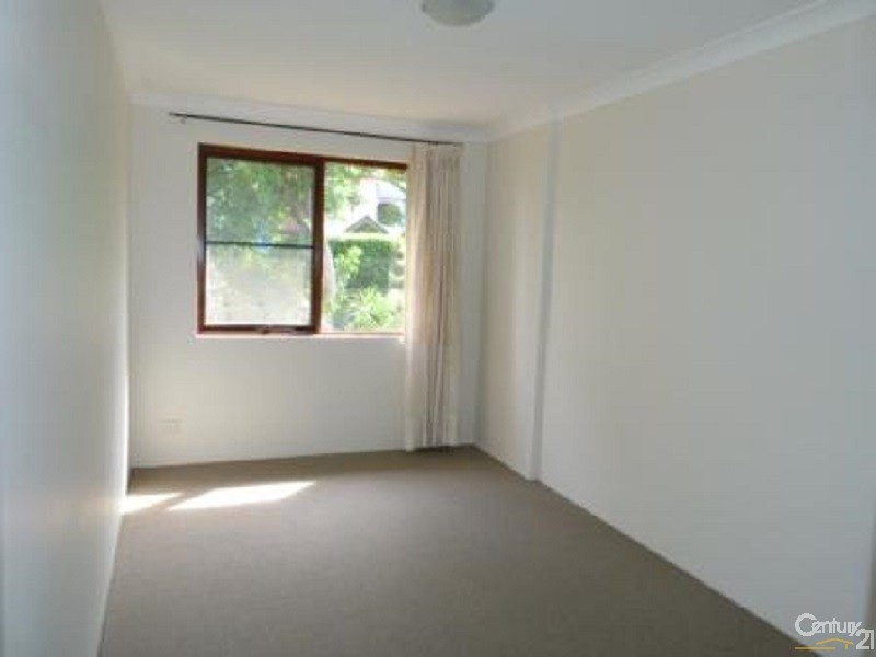 81 Ruthven Street, Bondi Junction NSW 2022