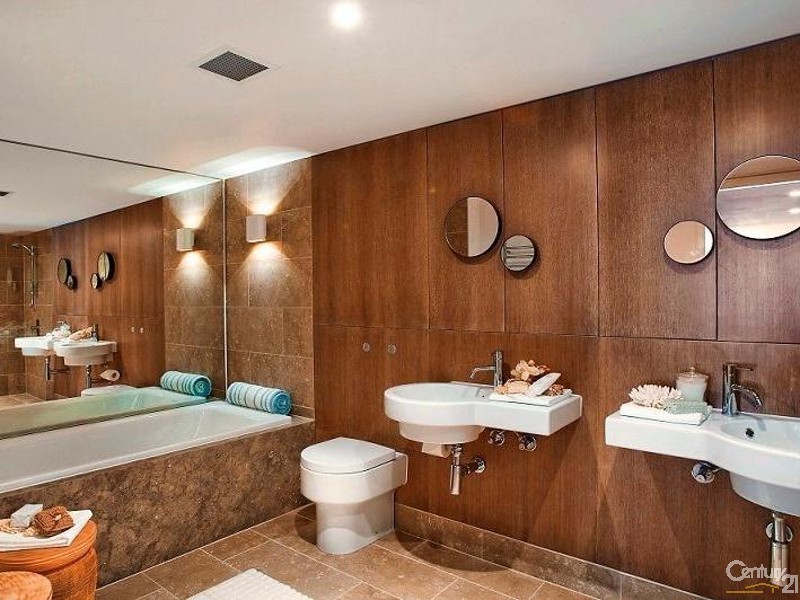 202/152  Campbell Parade, Bondi Beach NSW 2026