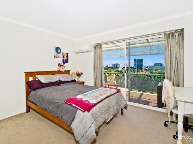 801/1-7  Gloucester Place, Kensington NSW 2033