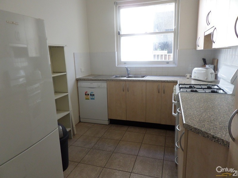 2/112 Warners Avenue, Bondi Beach NSW 2026