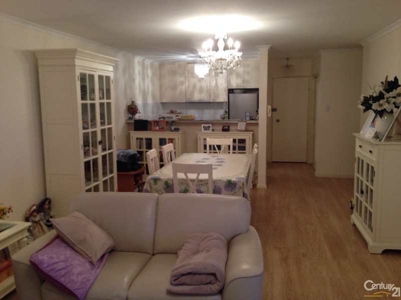 203/1-7 Gloucester Place, Kensington NSW 2033