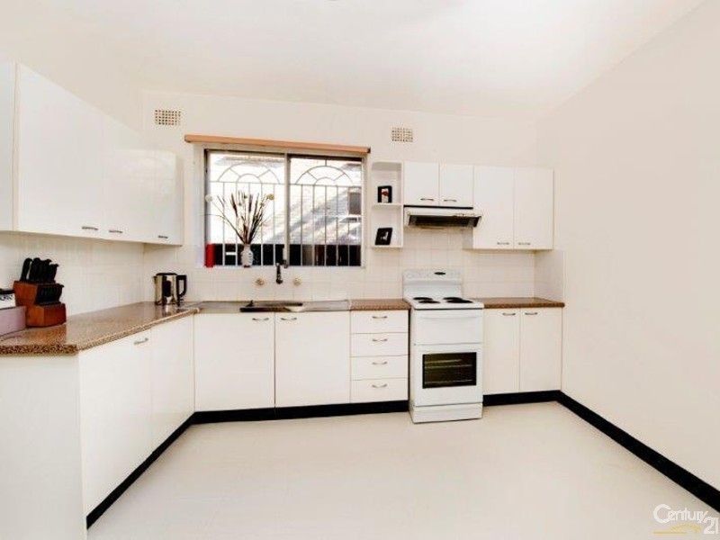 11/27-29 Pile Street, Marrickville NSW 2204