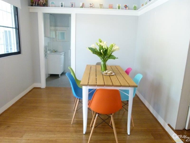 319 Simpson Street, Bondi NSW 2026